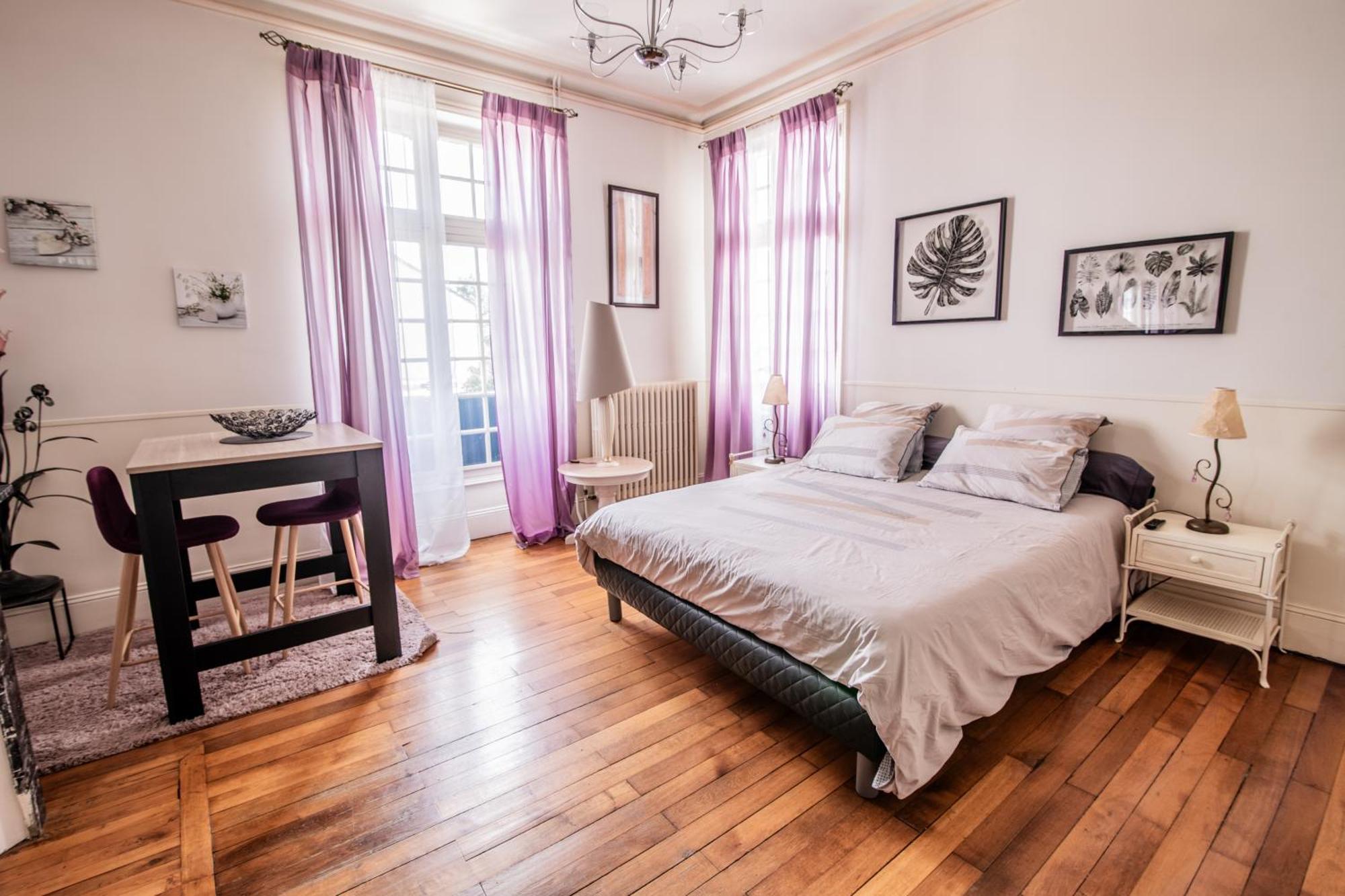 Le Regisseur Apartment